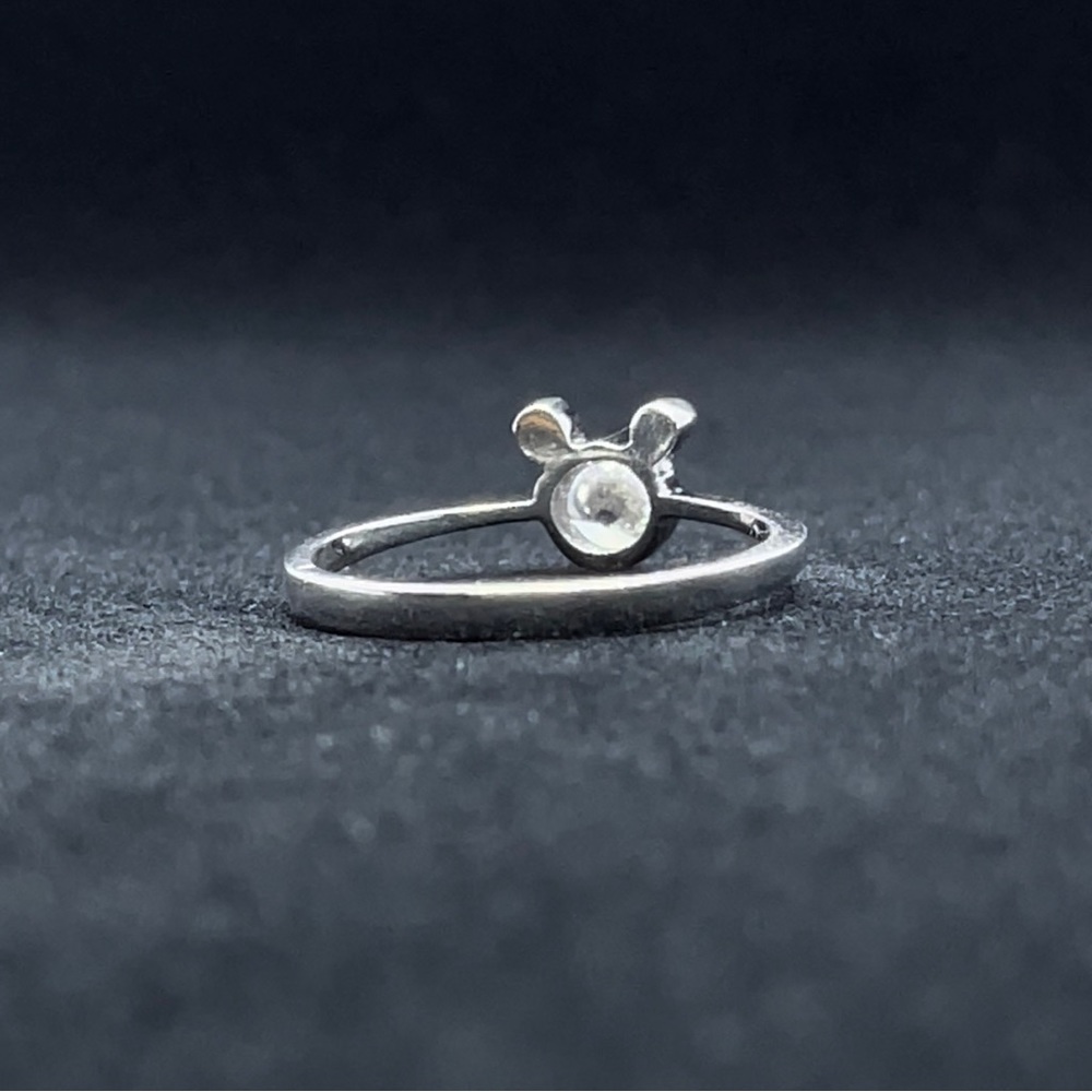 DISNEY ENGAGEMENT RING - Picture 4 of 5